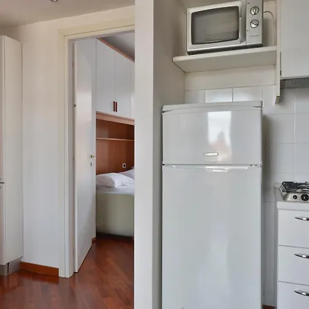 Plinio Halldis Apartament Mediolan